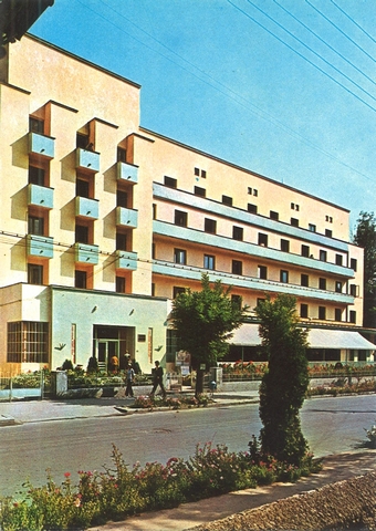 2105-5 - Govora. Pavilionul balnear